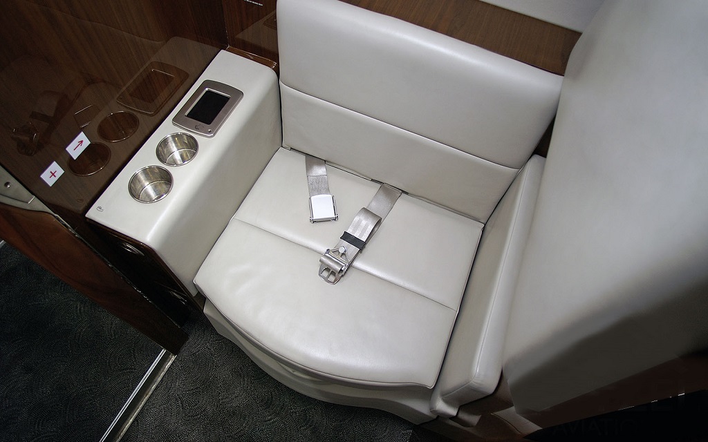 Beechcraft Hawker 4000